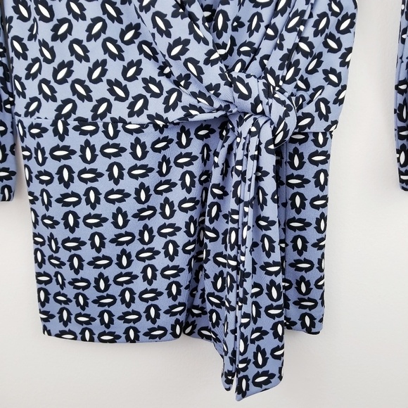 Ann Taylor | Blue Tossed Leaf Print Side-Tie Top - Picture 5 of 8